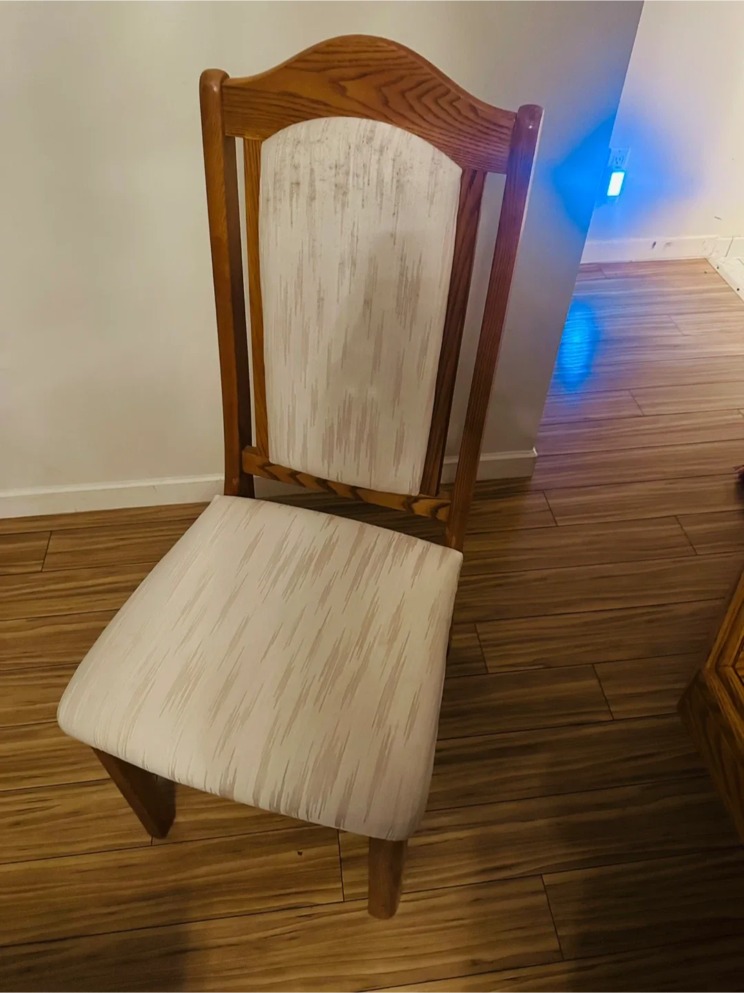 Extendable Dining Table with 6 Chairs image indicator(2)