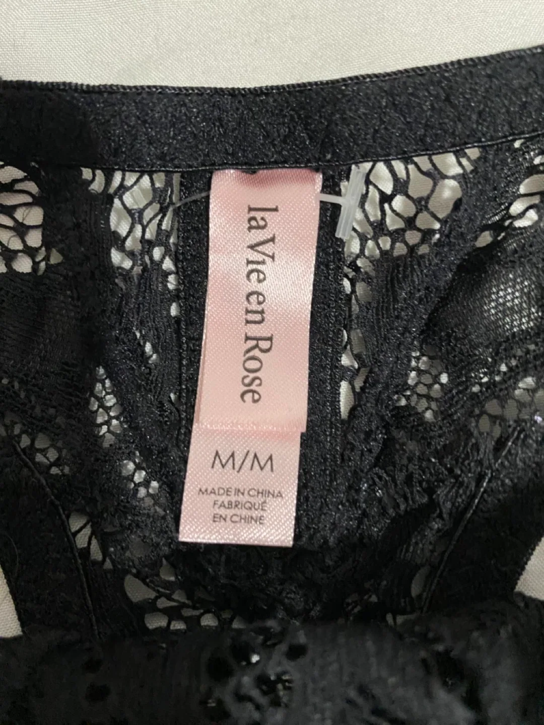 La Vie en Rose Lingerie Set - Size M/M, 38C - Black Lace image indicator(7)