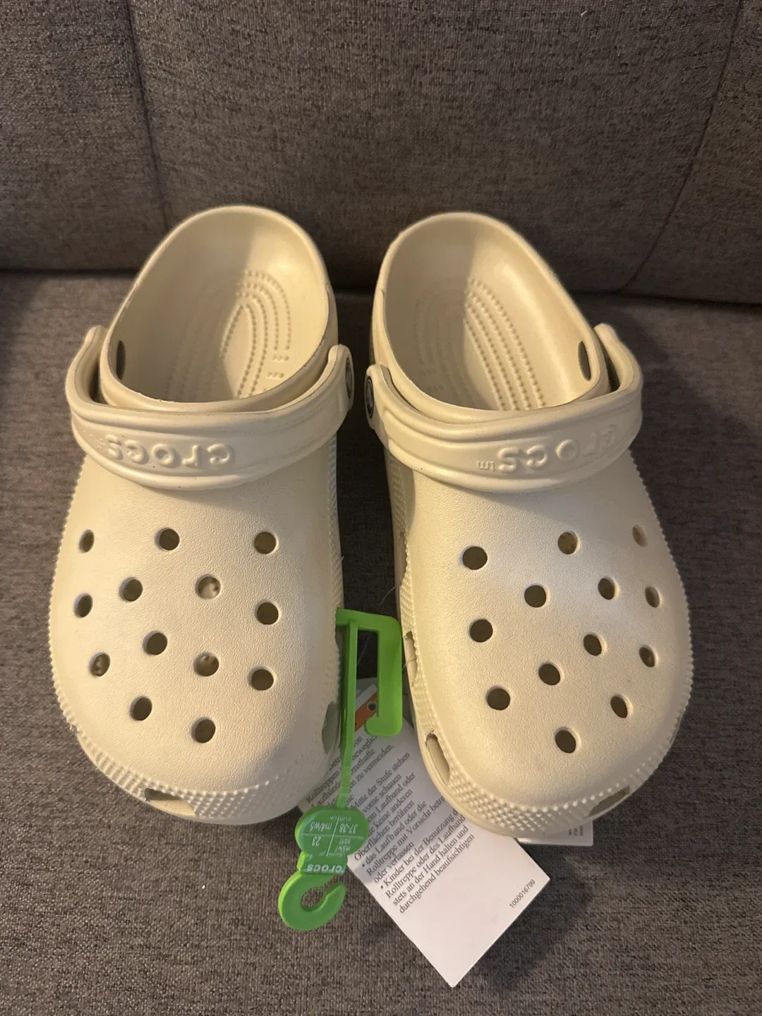 New Crocs Classic Clogs - Women's Size 7 image indicator(2)