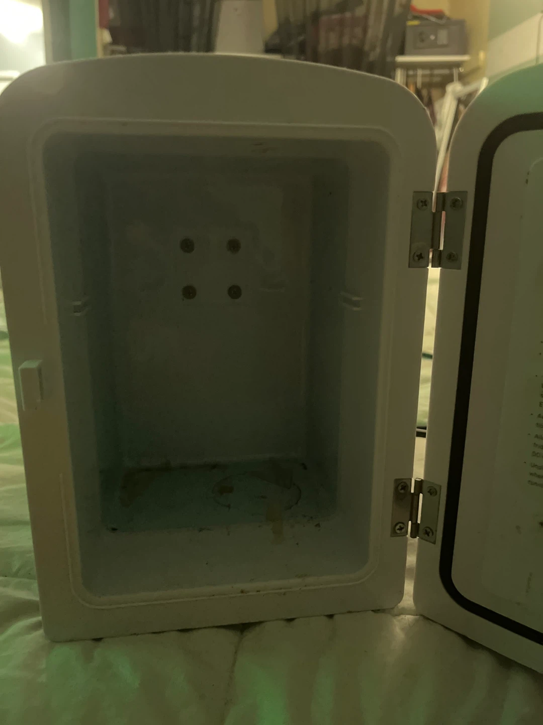 AstronAI Mini Fridge - photo 2