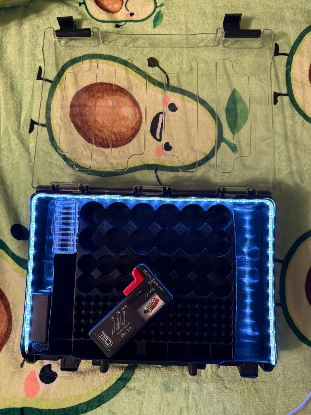Tenergy Battery Organizer Case with LED Light - photo 4