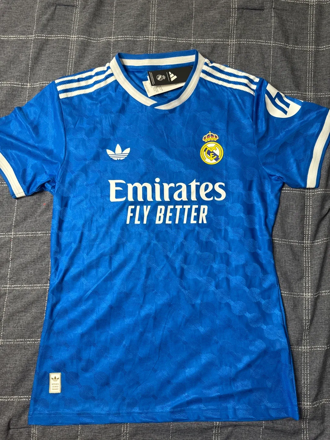 Adidas Real Madrid 23/24 Jersey image indicator(2)