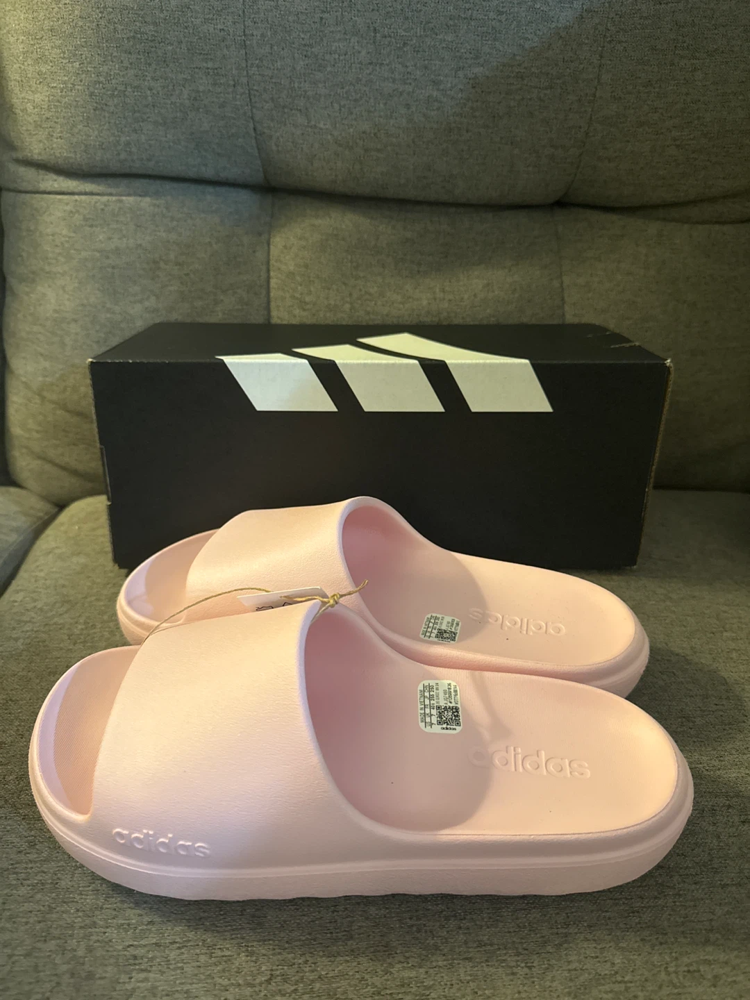 Adidas Adilette Lumina Slides - Pink, Size 7 - photo 2
