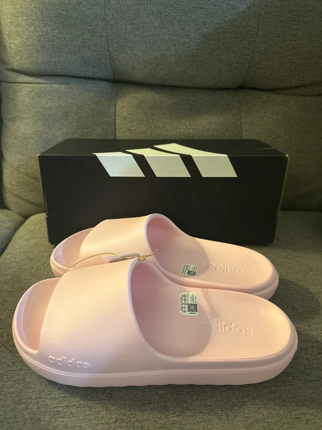 Adidas Adilette Lumina Slides - Pink, Size 7 image indicator(2)