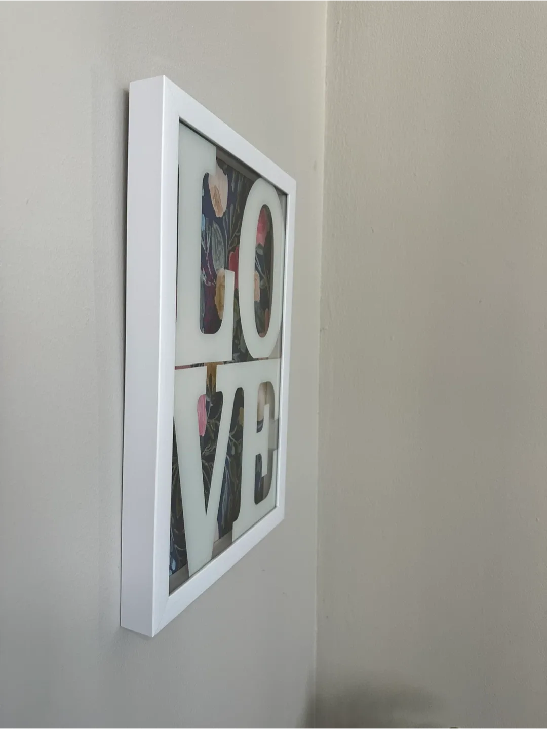 Framed 'LOVE' Wall Art image indicator(3)