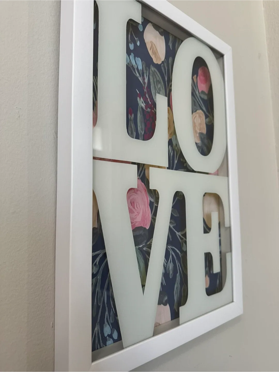 Framed 'LOVE' Wall Art image indicator(4)