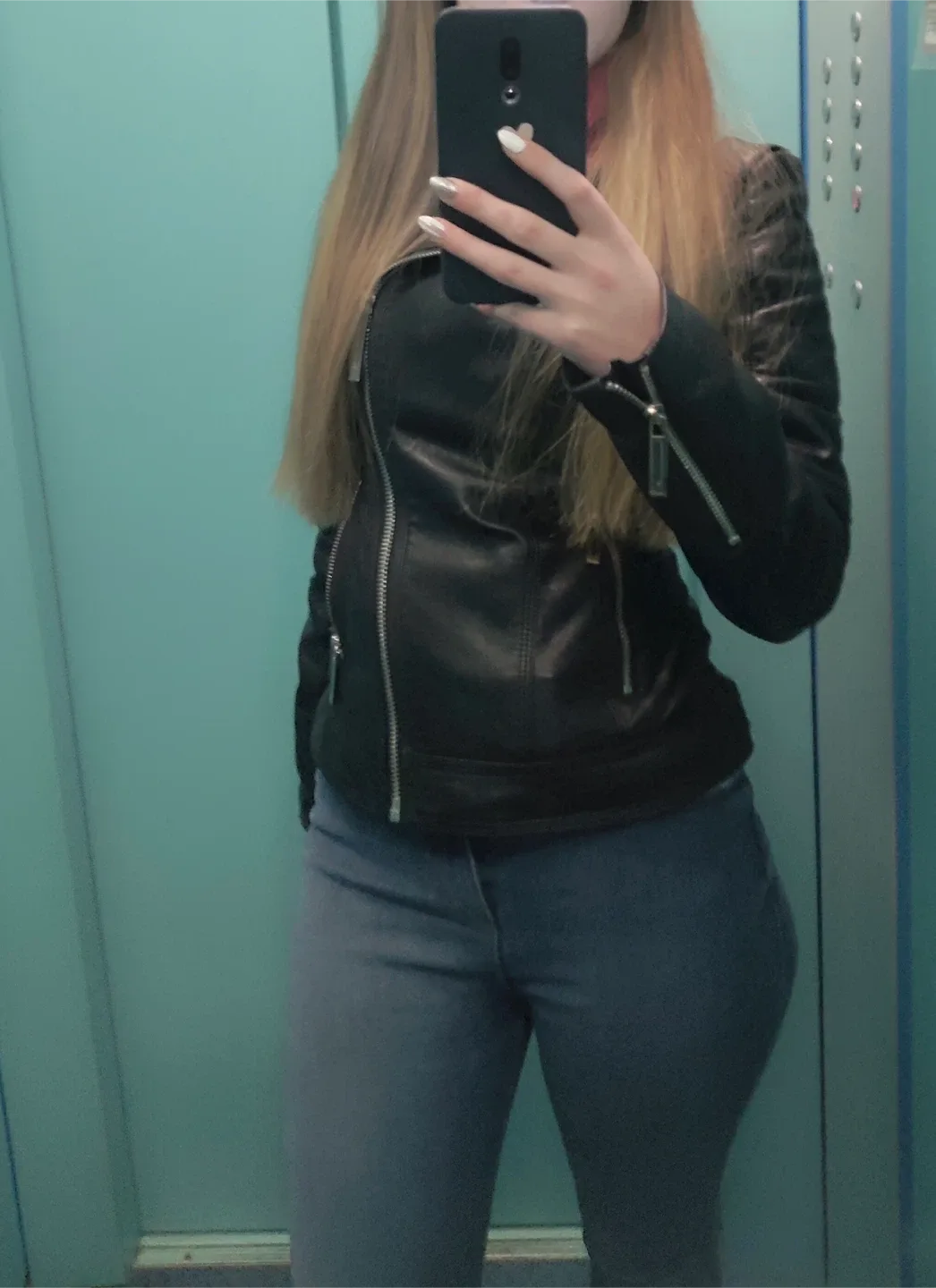 Black Leather Jacket image indicator(4)