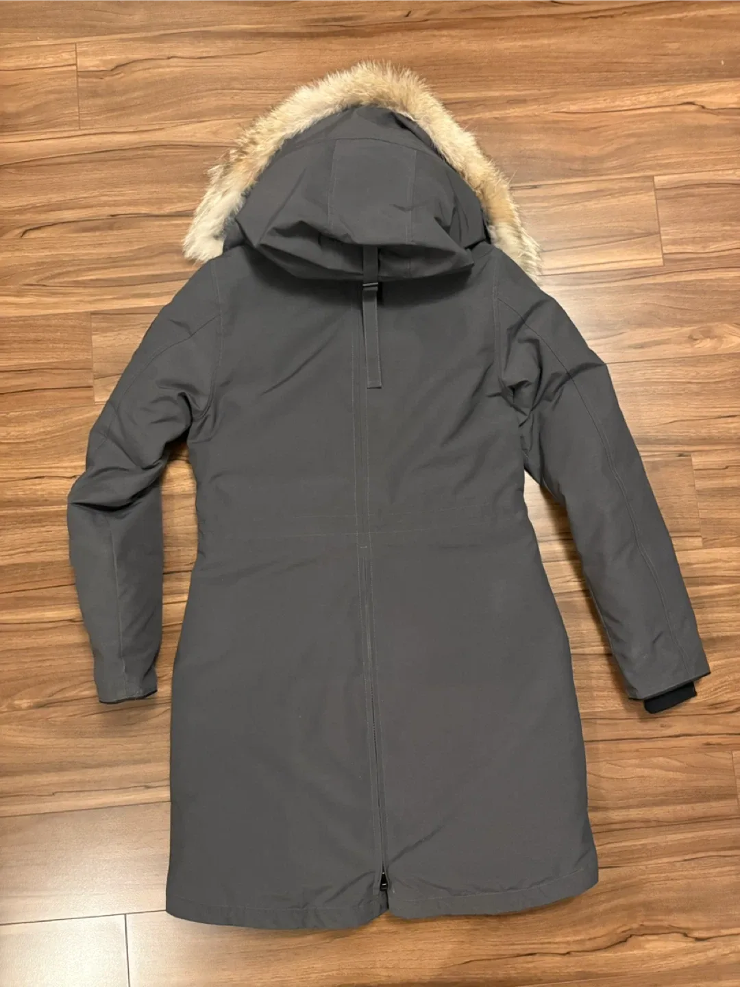 Canada Goose Black Label Rossclair Parka in dark grey image indicator(2)
