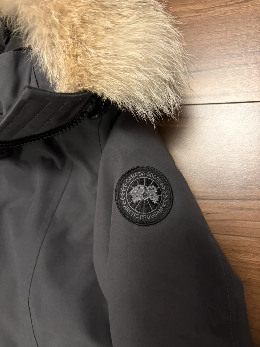 Canada Goose Black Label Rossclair Parka in dark grey - photo 3