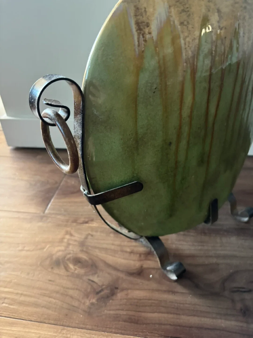 Decorative Green & Brown Vase with Metal Stand image indicator(4)