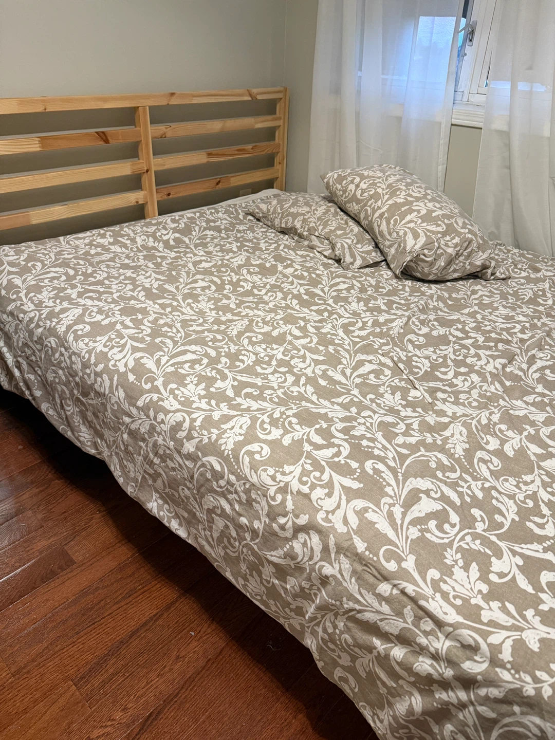 IKEA TARVA Queen Size Bed Frame - photo 4