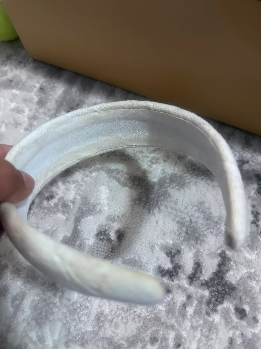 COACH White Padded Headband - photo 4