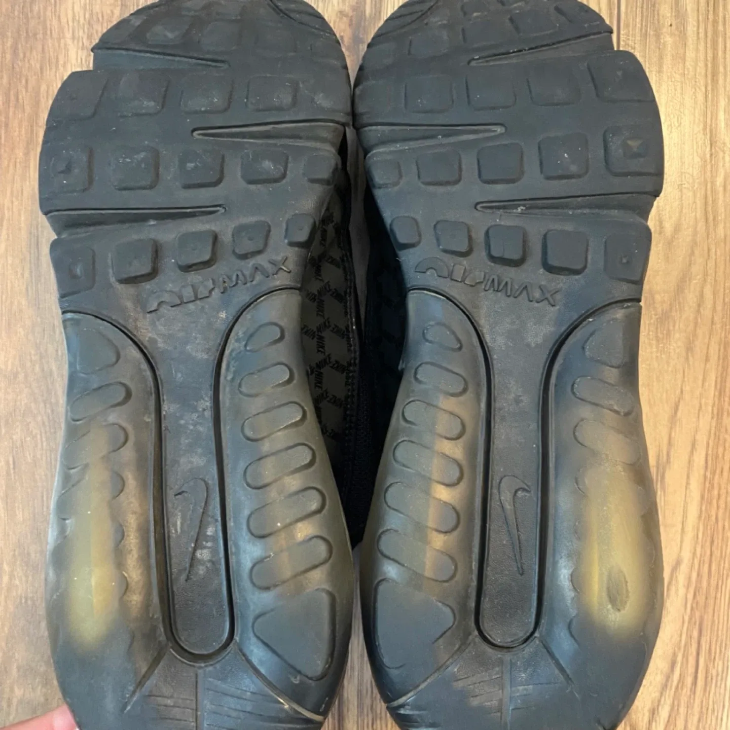 Nike Air Max 2090 Black & Gold Shoes image indicator(7)