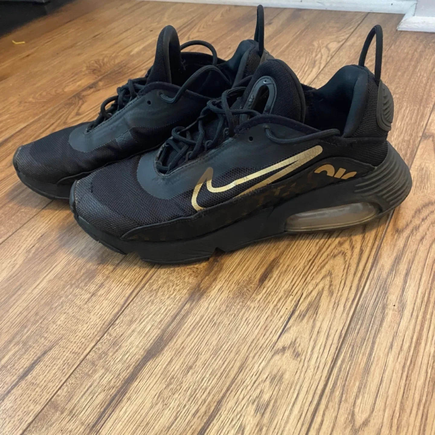 Nike Air Max 2090 Black & Gold Shoes image indicator(8)