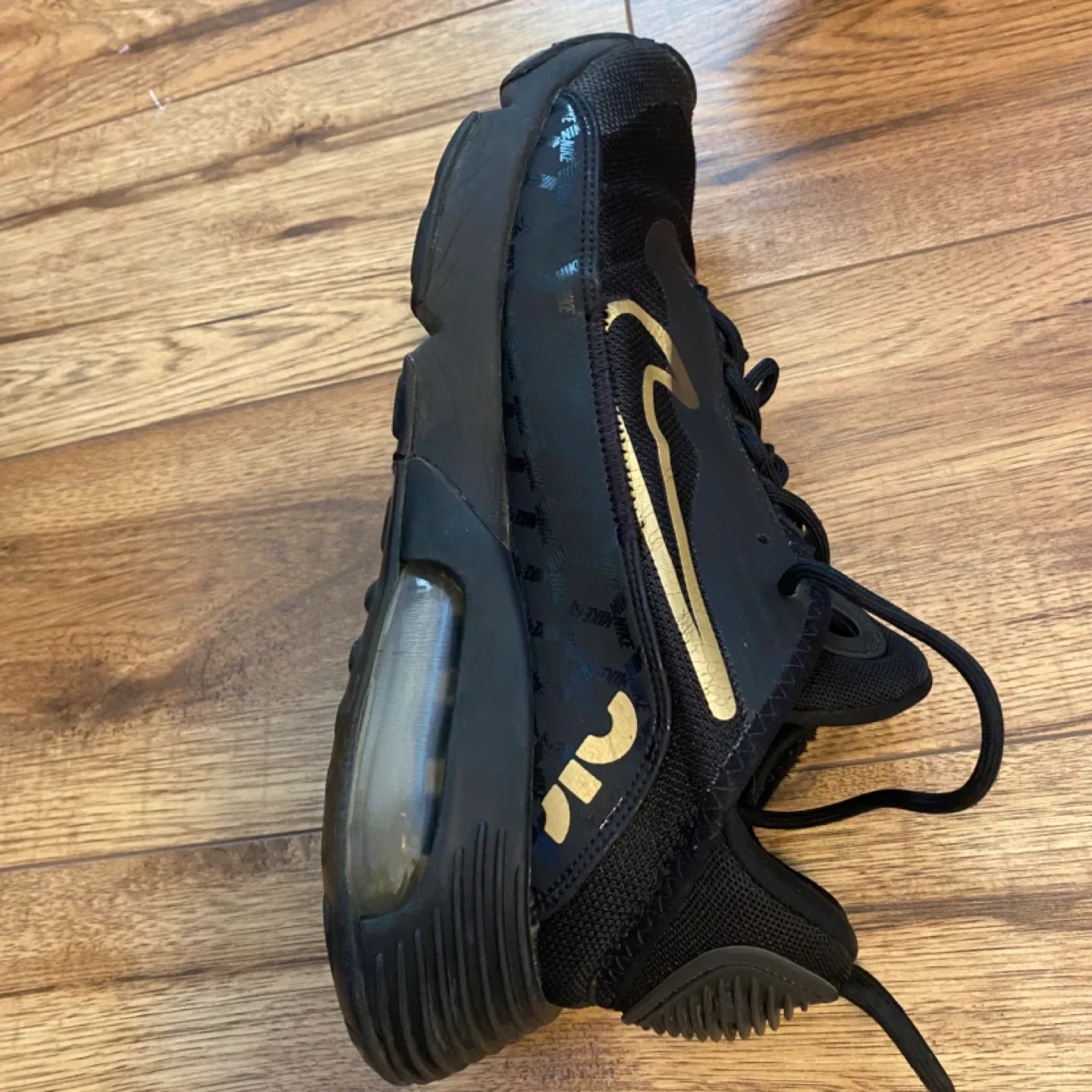 Nike Air Max 2090 Black & Gold Shoes image indicator(10)