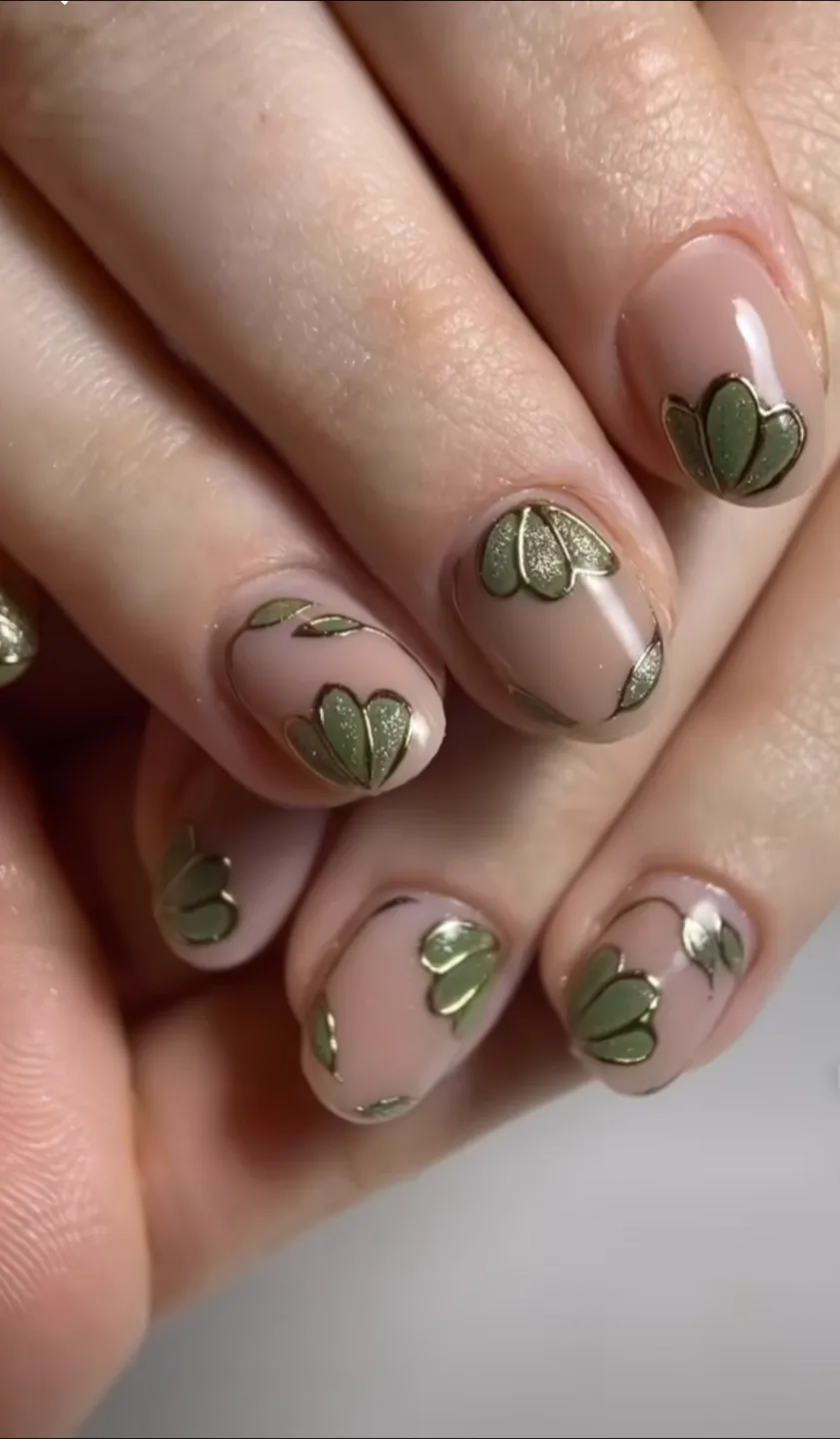 Nails thumbnail