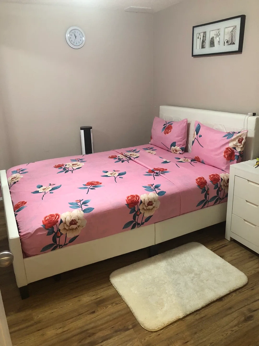 Assorted Bedding Sets - Queen Size image indicator(4)