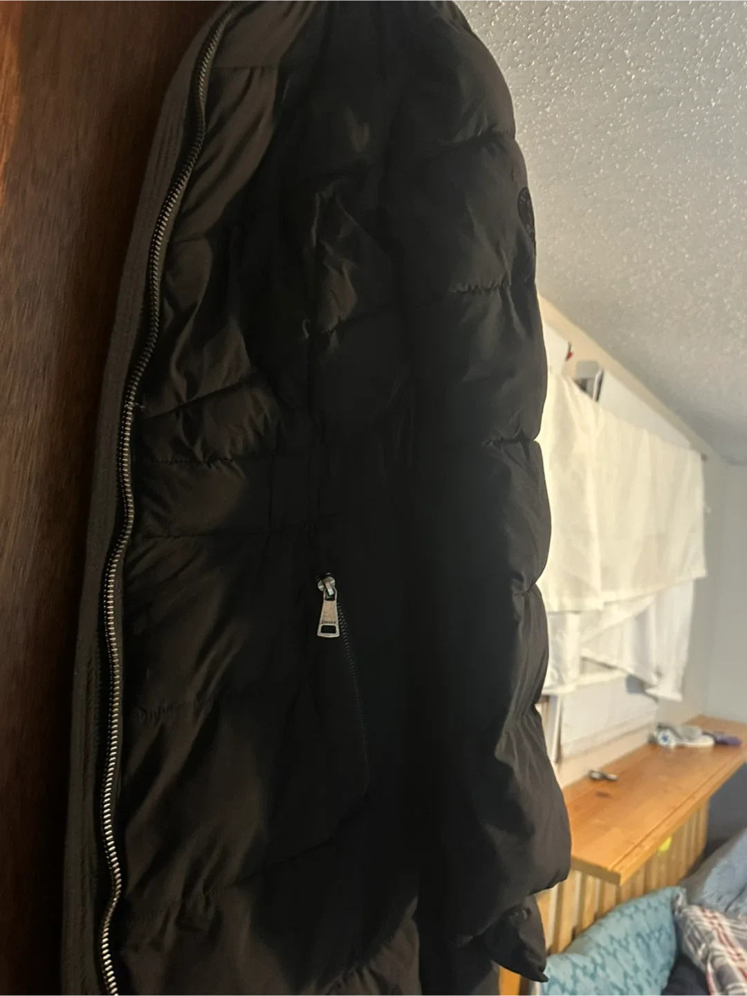 Winter jacket image indicator(2)