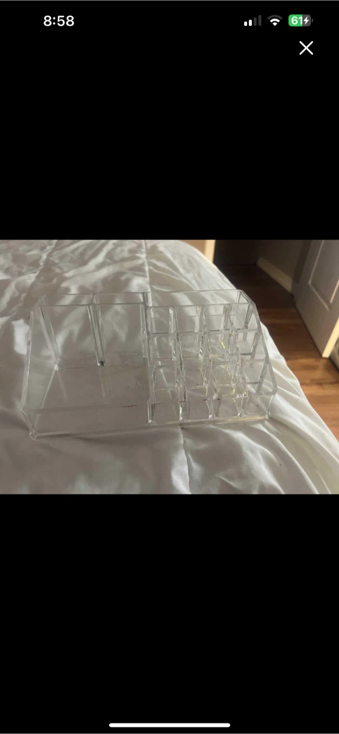 Acrylic Makeup Organizer - photo 2