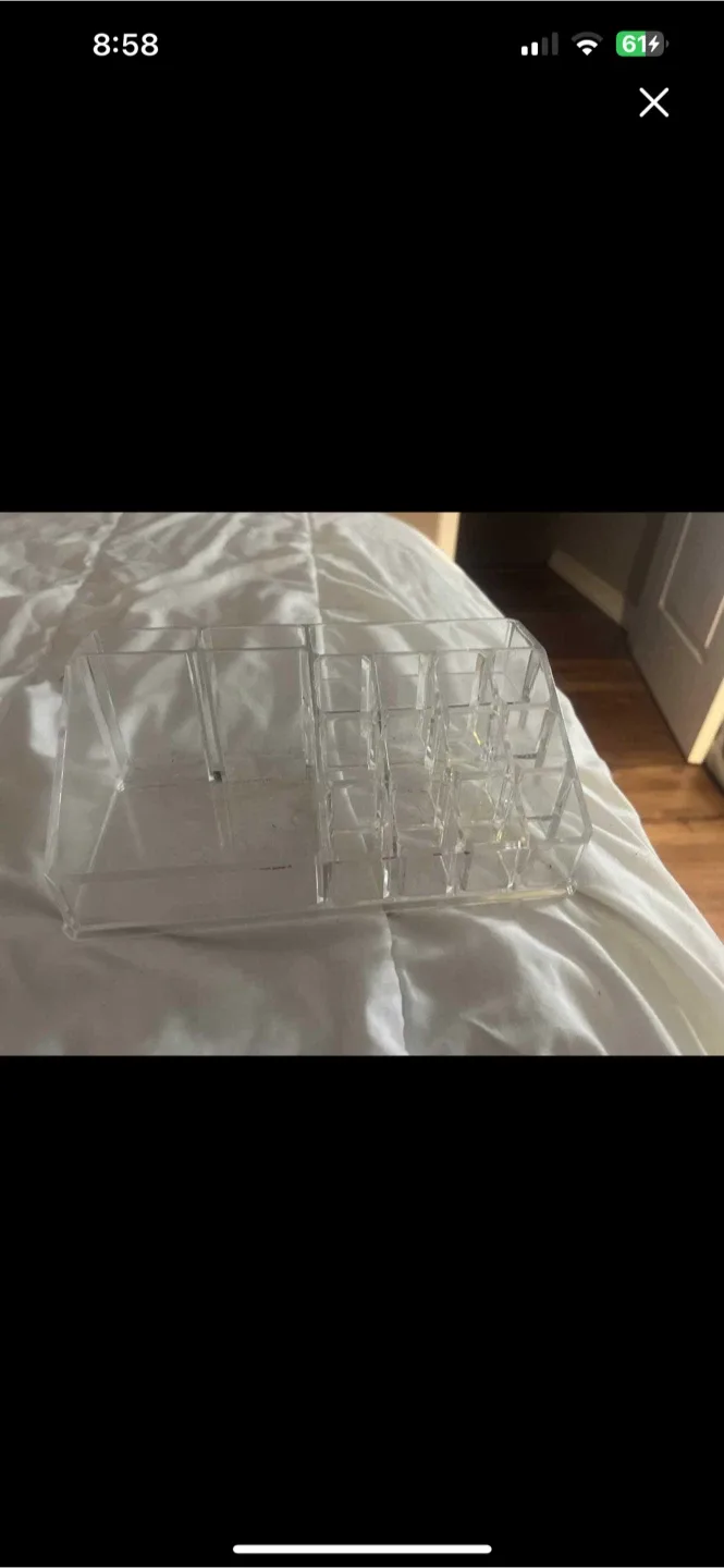 Acrylic Makeup Organizer image indicator(2)