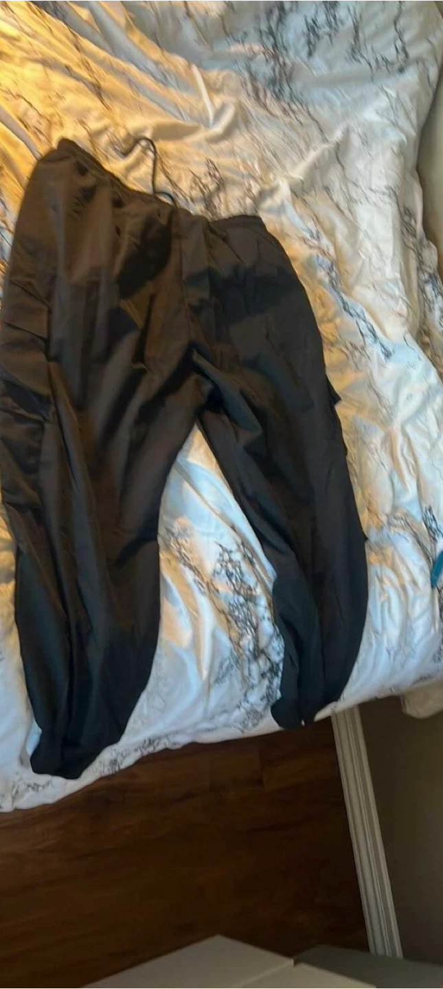 Black Cargo Pants - photo 2