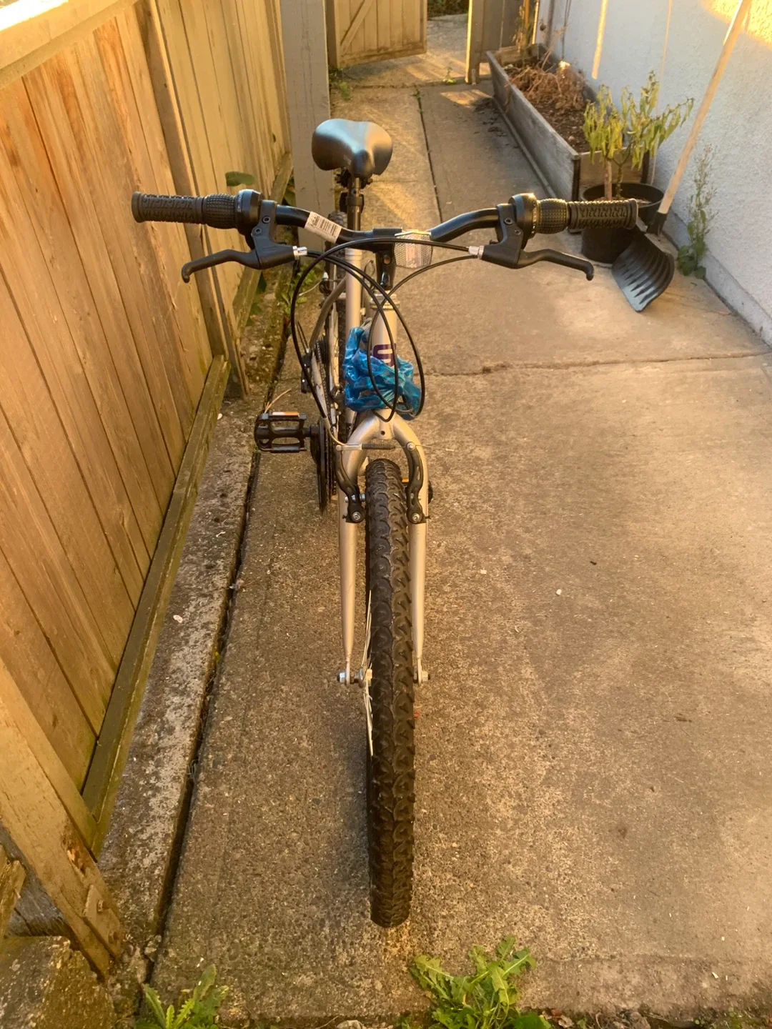 Supercycle OBS 300 Silver/Purple Mountain Bike image indicator(2)