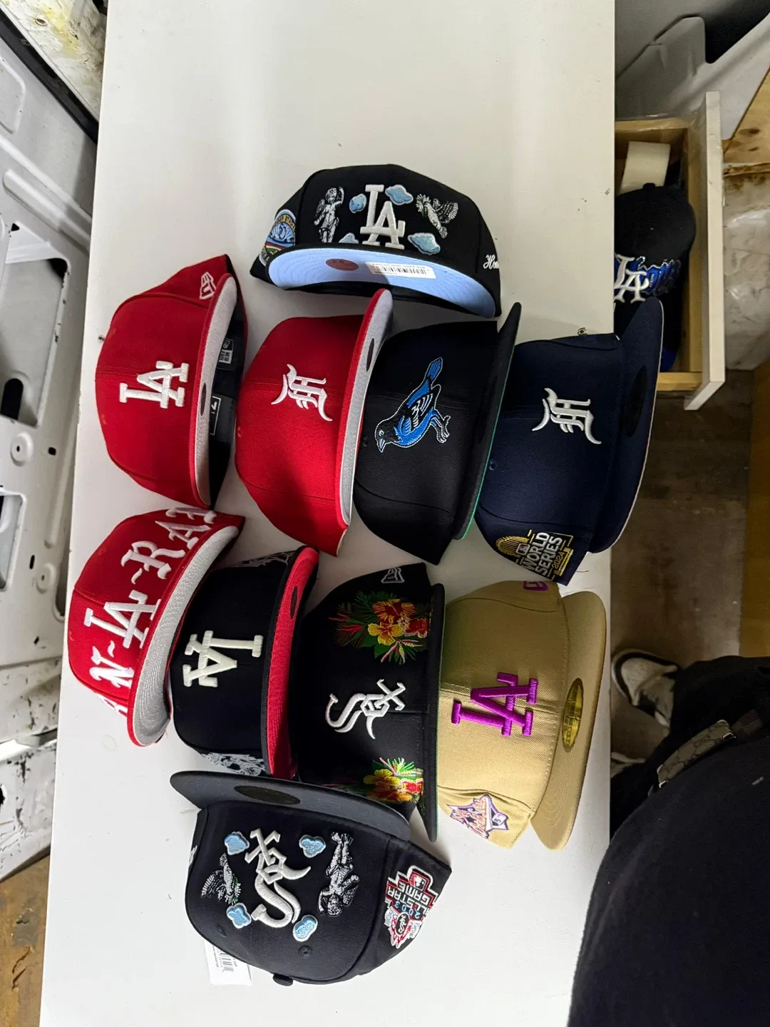 New Era Fitted Hats - Assorted Teams & Designs image indicator(9)