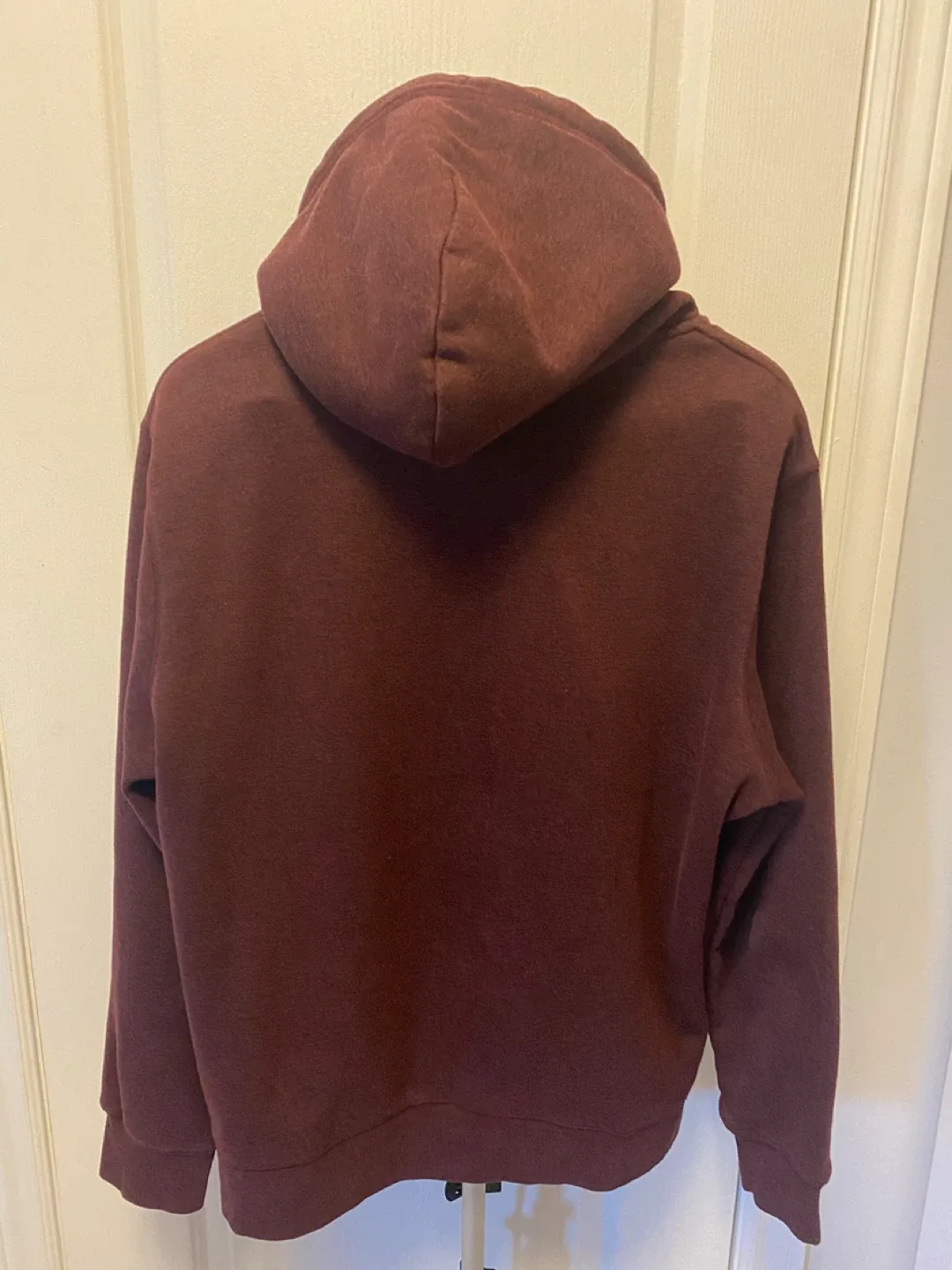 Helly Hansen Burgundy Hoodie image indicator(3)