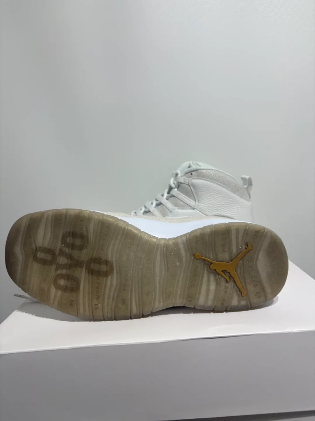 Air Jordan 10 Retro OVO - Size 14 image indicator(2)