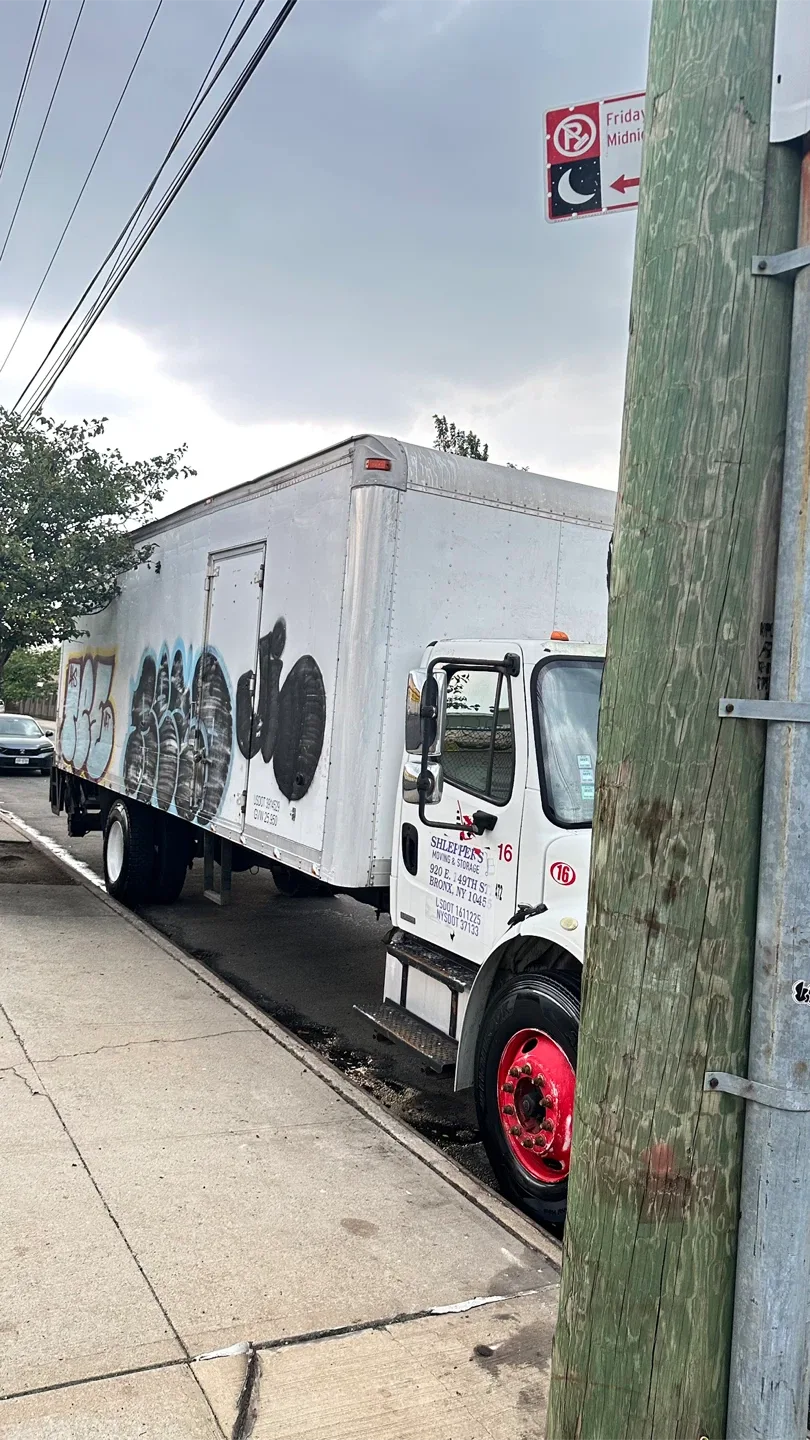 Truck 26 feet selling image indicator(2)