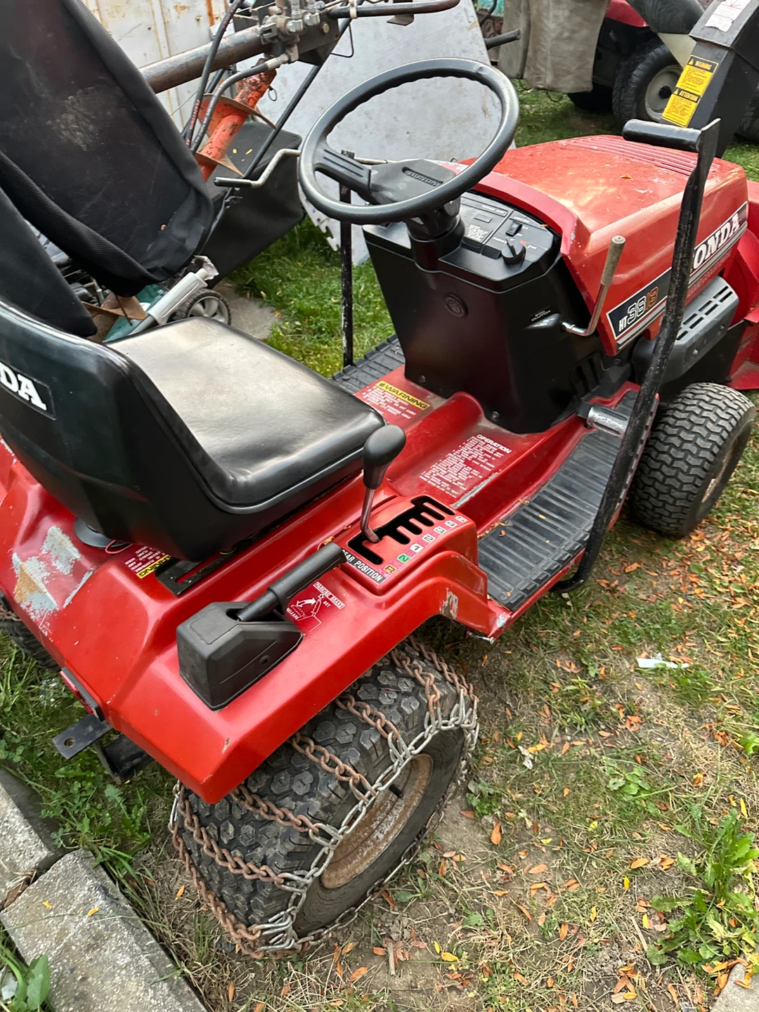 Honda HT3813 Riding Lawn Mower with Snowblower - photo 5