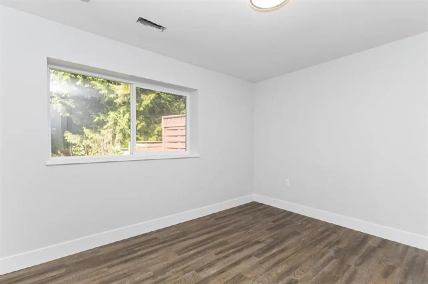 3br 2 Bath Spacious Newly Renovated Home, Langley image indicator(7)