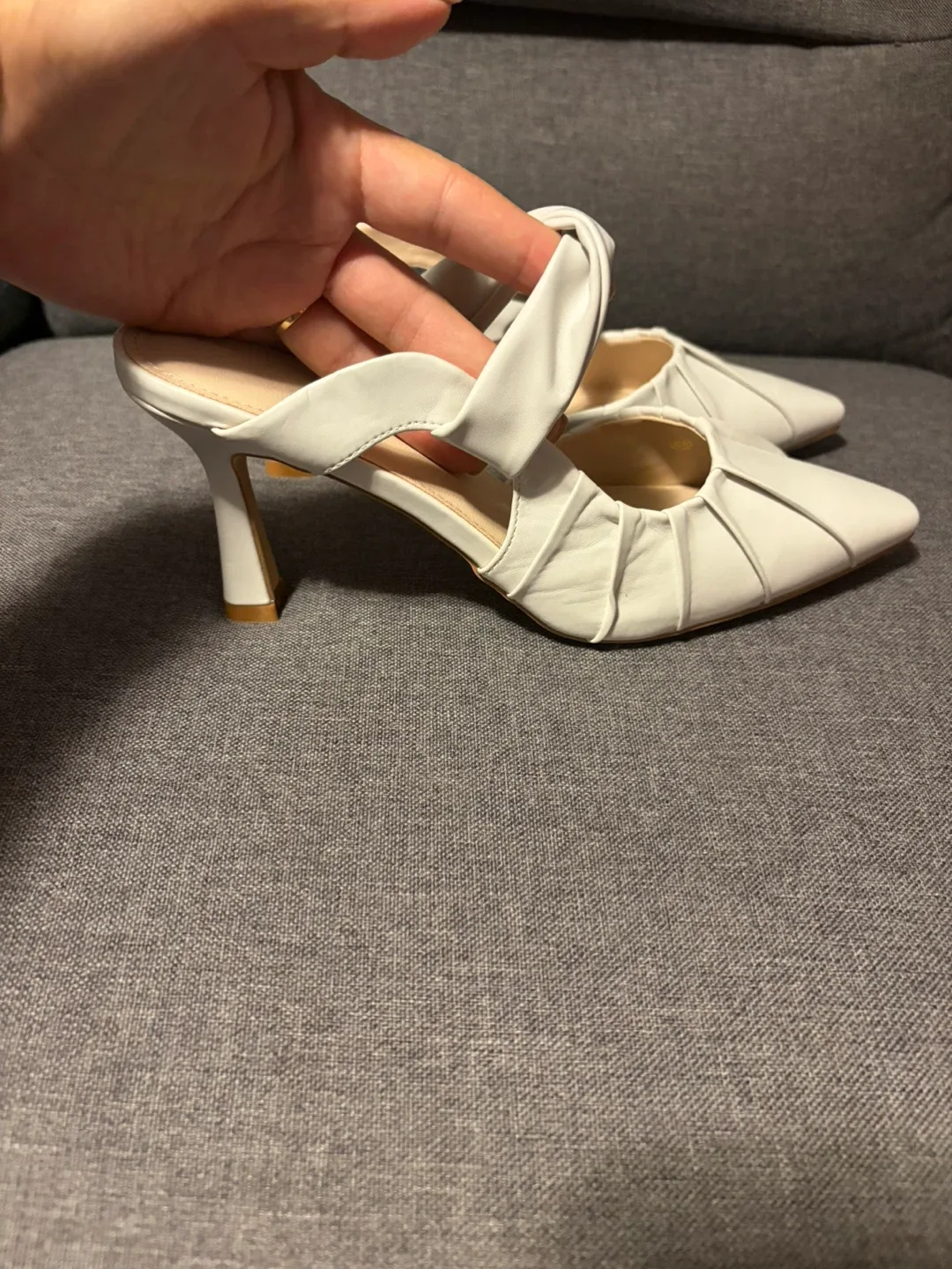 White Heels - Size 8.5 image indicator(2)