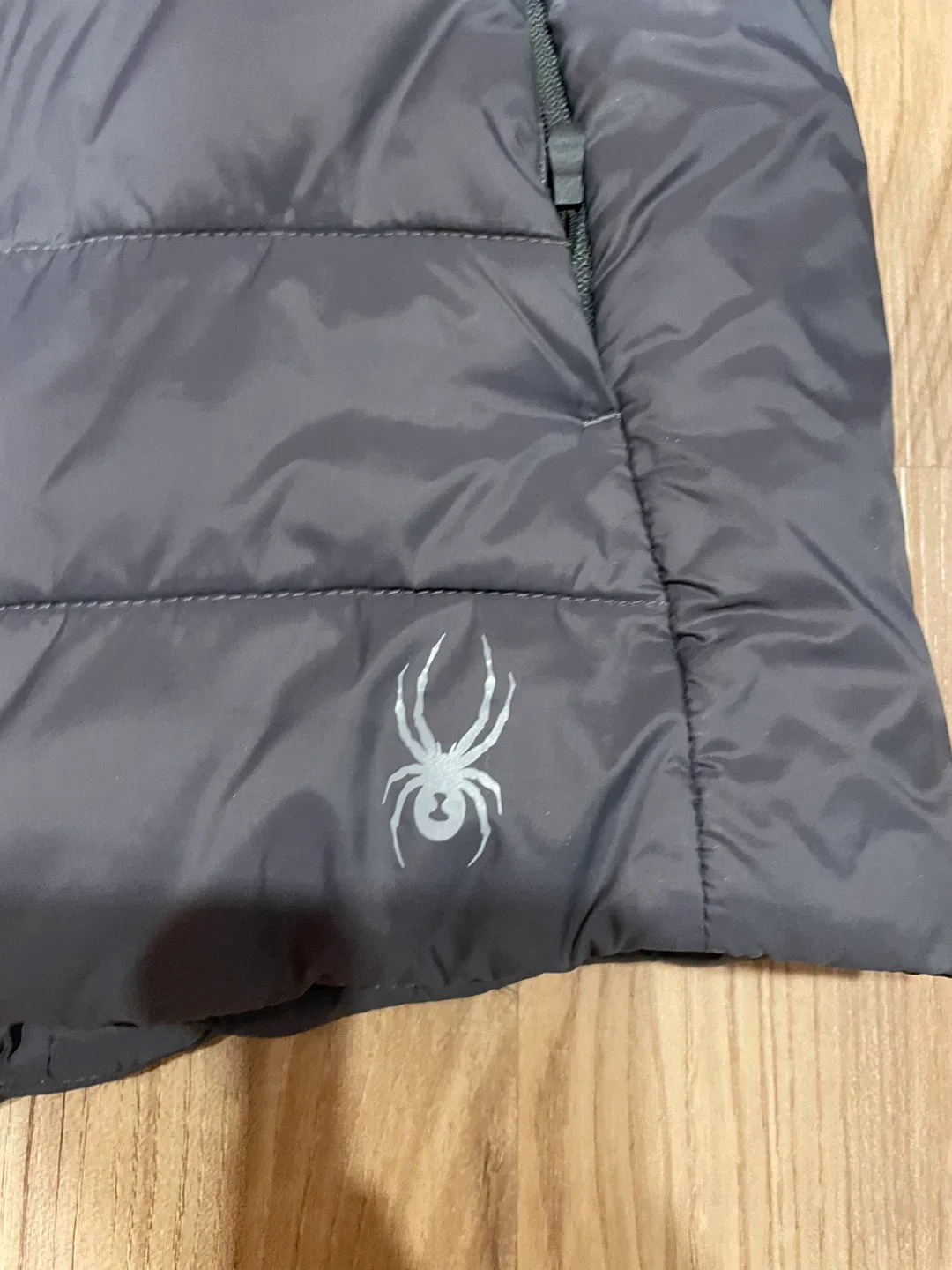 Spyder Puffer Jacket - Size M image indicator(5)