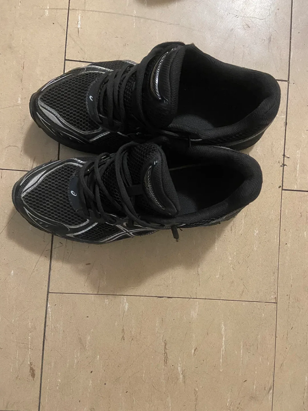 Asics Running Shoes - Black image indicator(3)