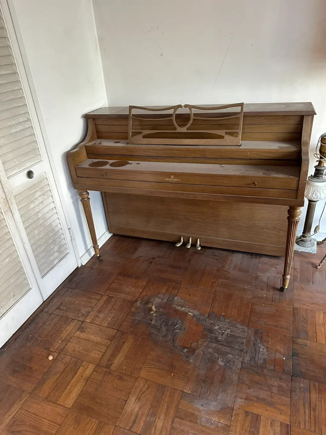 Edward W. Powers Piano image indicator(3)