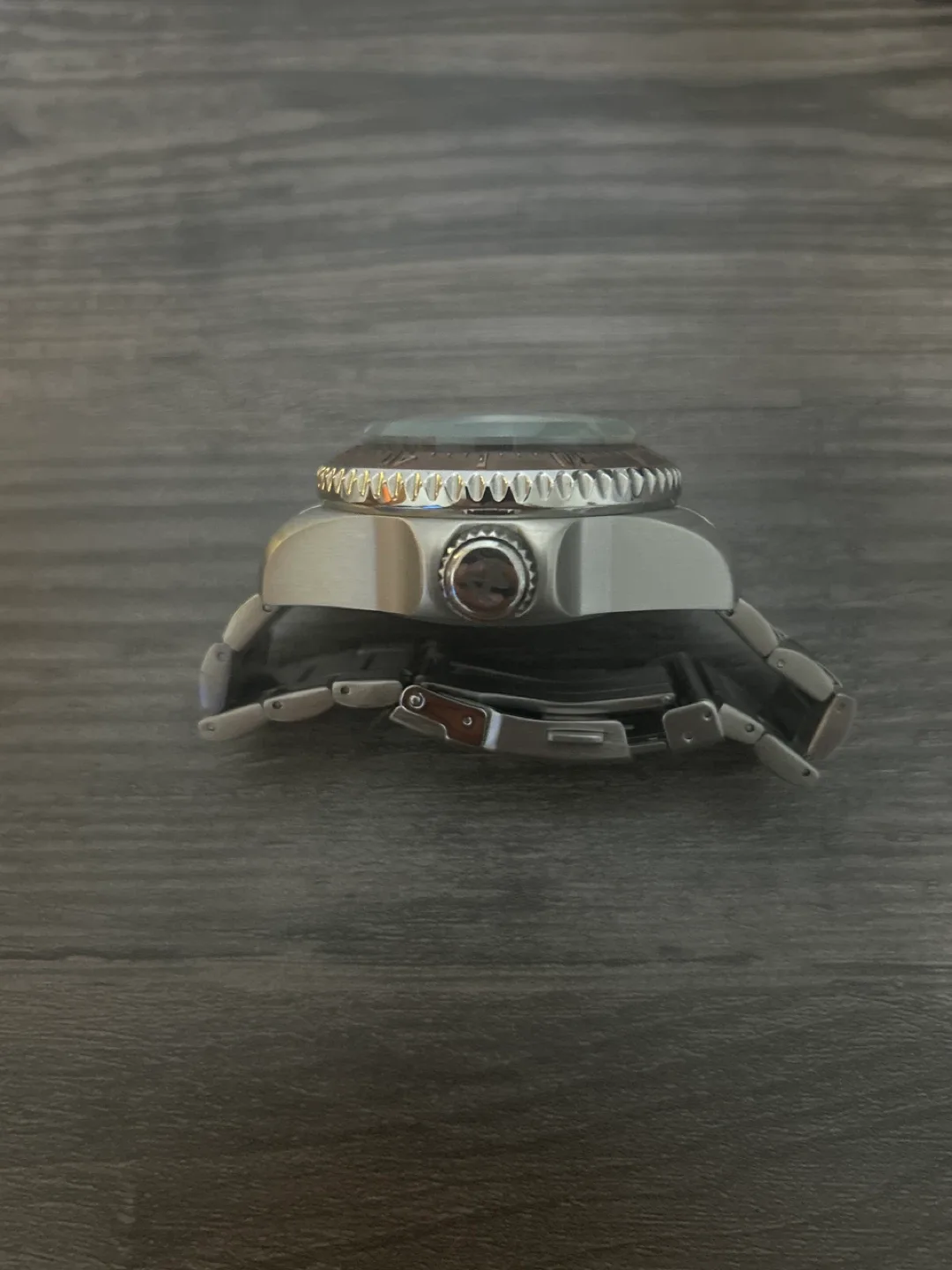 Invicta Reserve Hydromax GMT Watch image indicator(2)