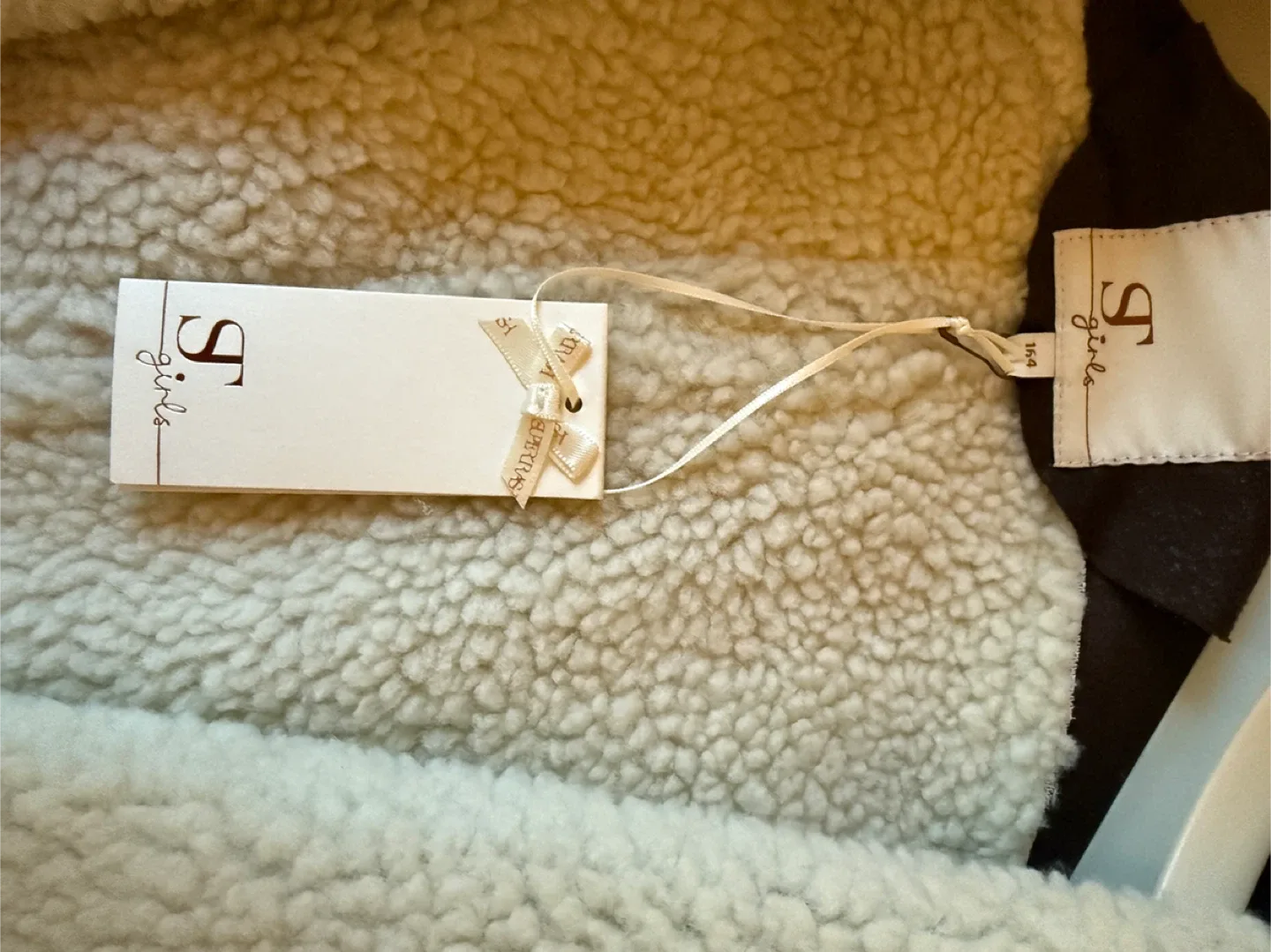 Stylish NEW girls jackets image indicator(2)