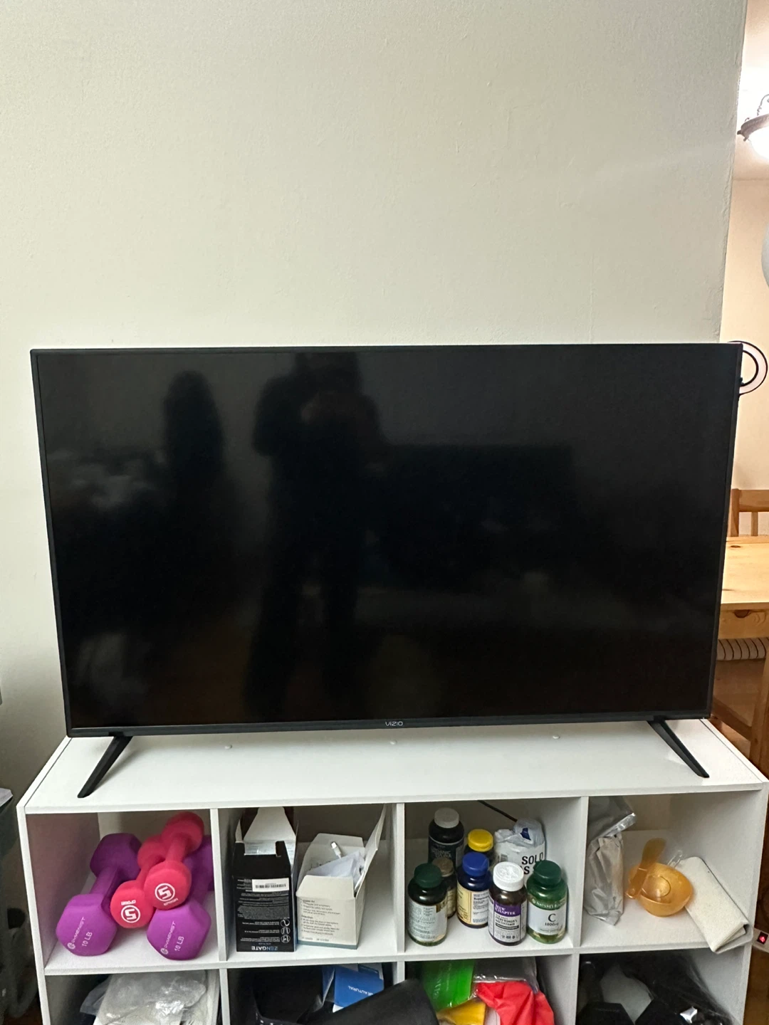 Vizio TV (48 inches) - pick up in Leonia NJ
