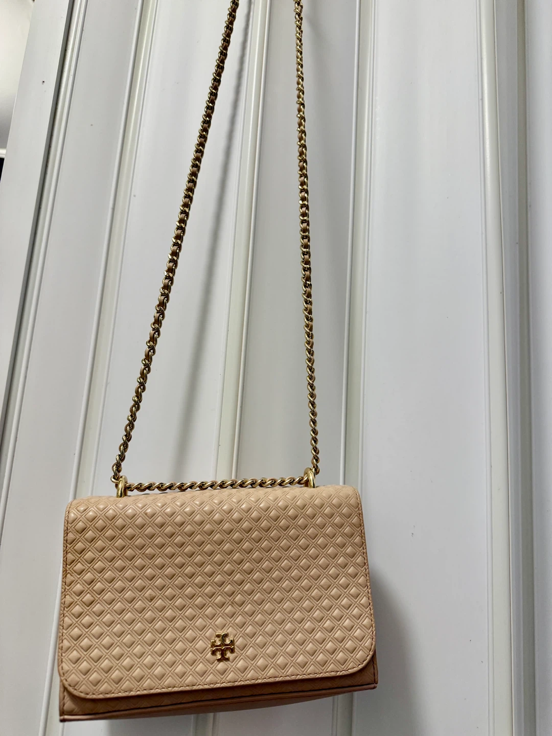 Tory Burch Kira Quilted Chain Wallet - Beige🥕