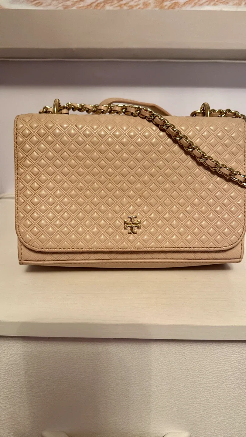 Tory Burch Kira Quilted Chain Wallet - Beige🥕 image indicator(3)