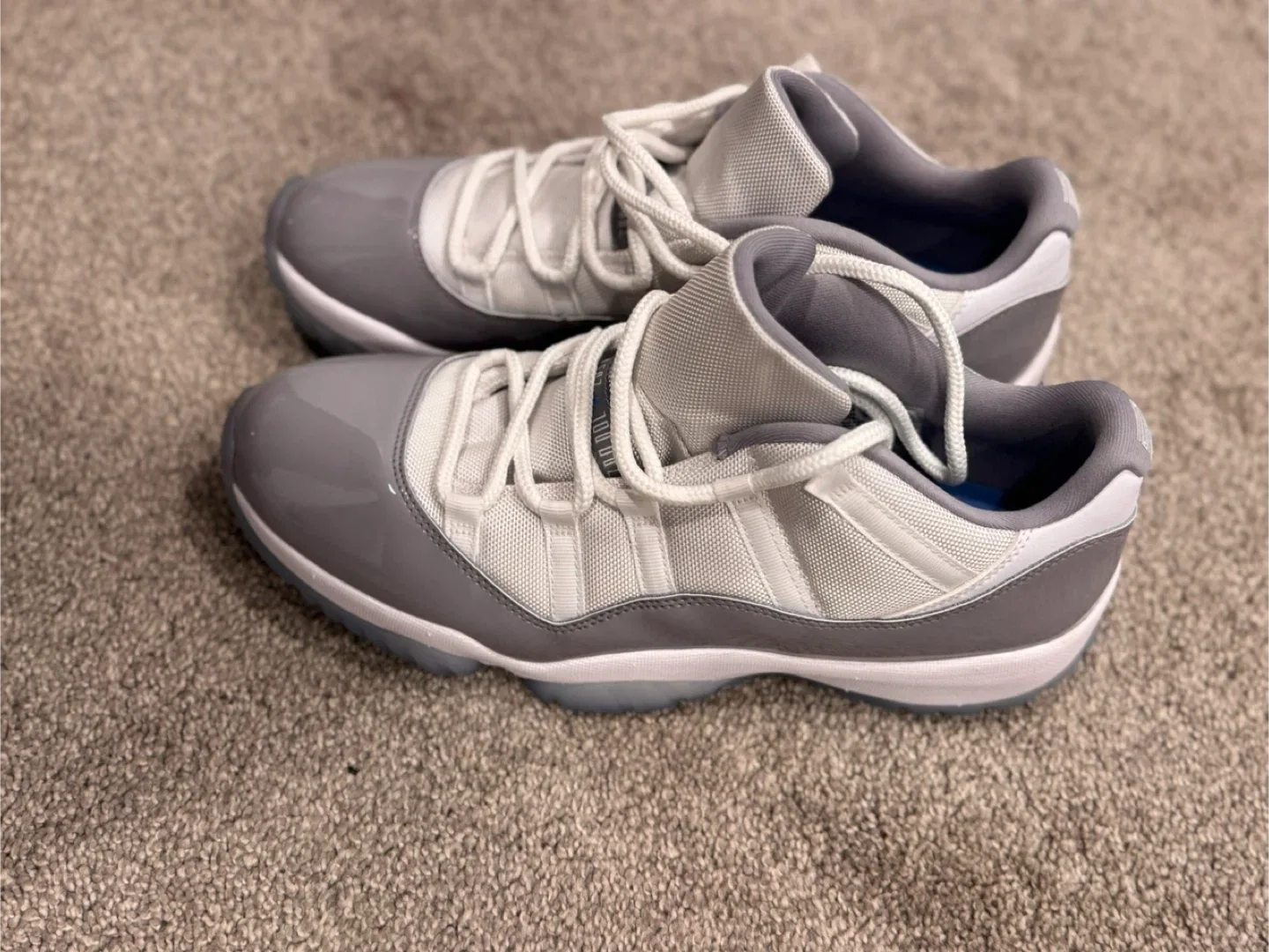 Air Jordan 11 Cool Grey - Size 10 image indicator(4)