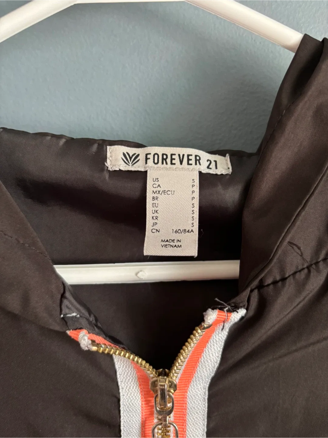 Forever 21 Black Hooded Jacket - Size Small image indicator(3)