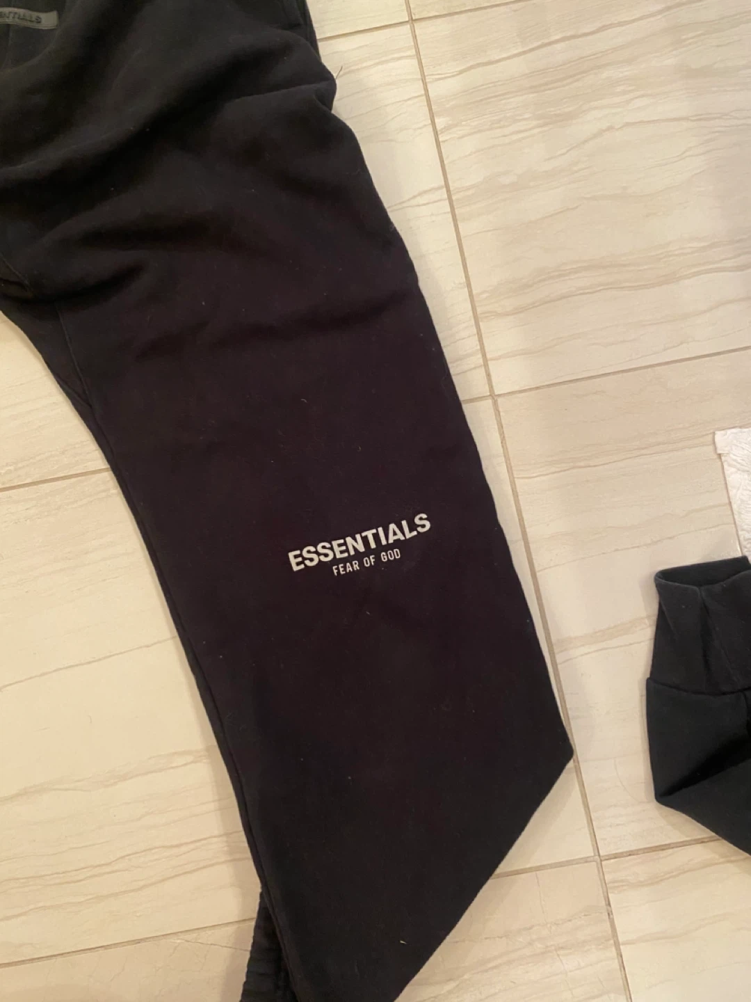 Essentials Fear of God Black Sweatpants - photo 4