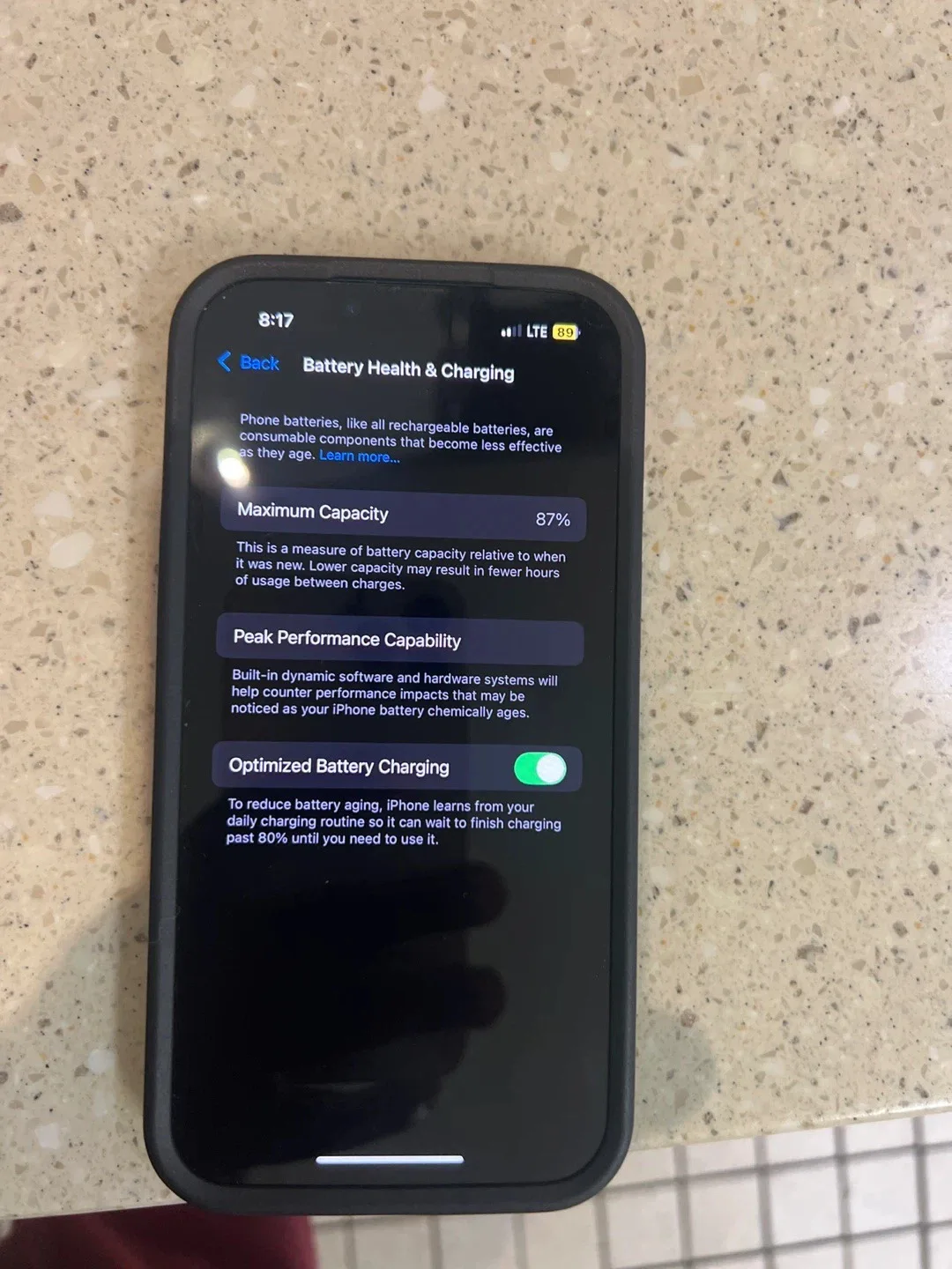 iPhone 14 — 87% Battery Health