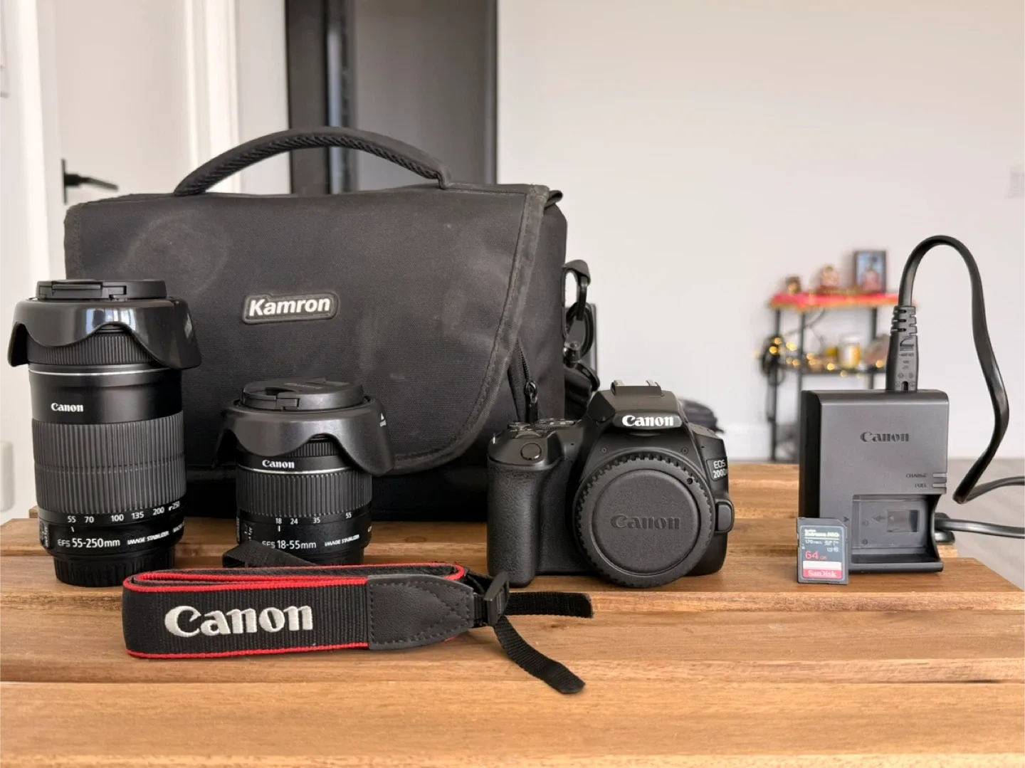 Canon EOS 200D Mark II Kit + Accessories