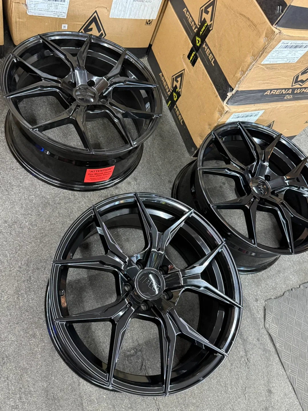 Black Rims thumbnail