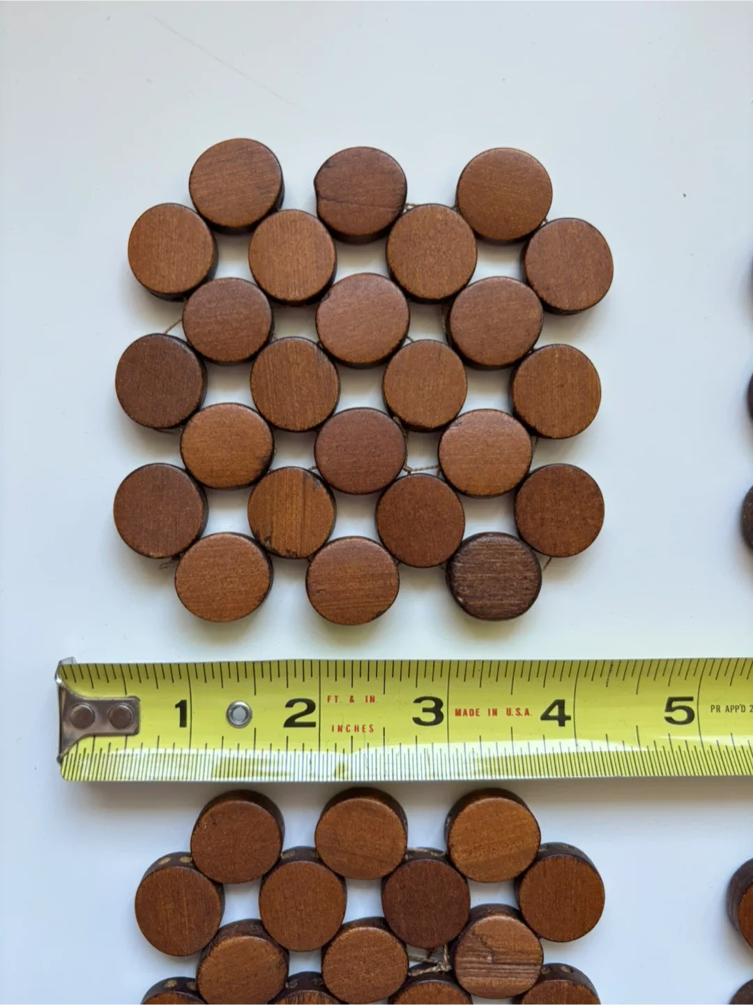 Set of 4 Wooden Trivets image indicator(3)