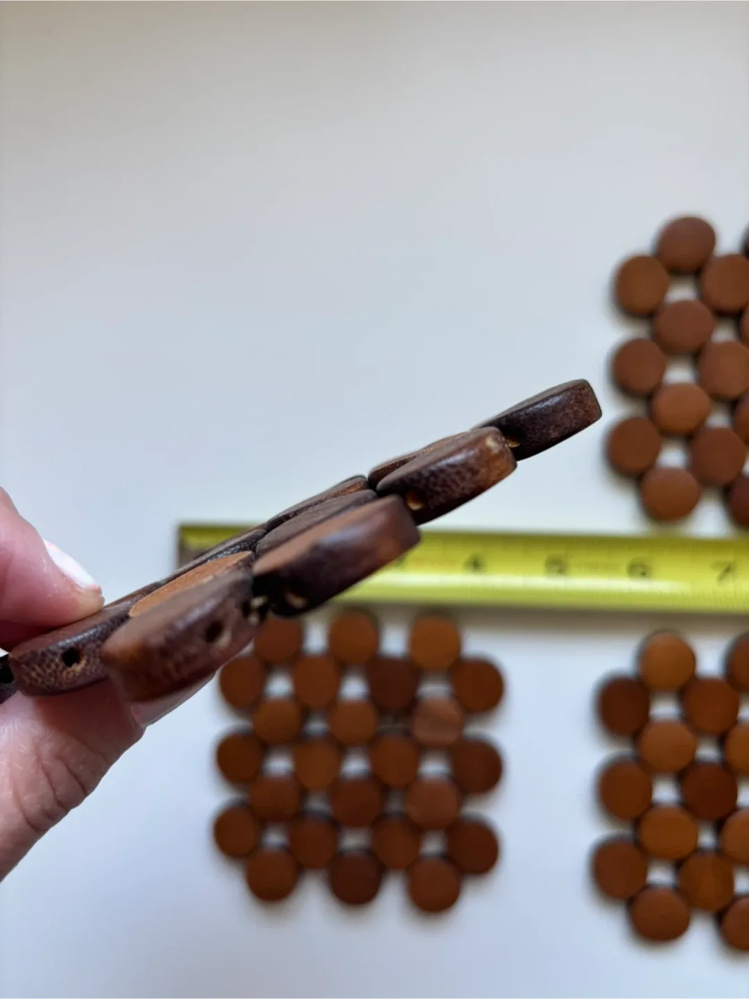 Set of 4 Wooden Trivets image indicator(7)