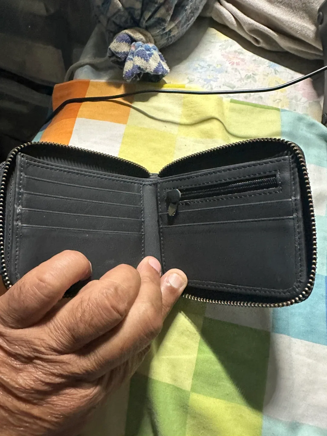 Coach Black Leather Wallet image indicator(5)